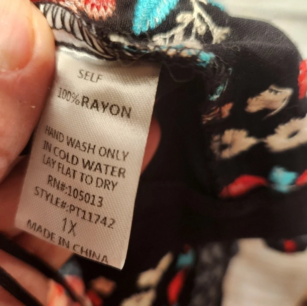 NWOT Savanna Jane Adra embroidered open front cardigan sz 1X